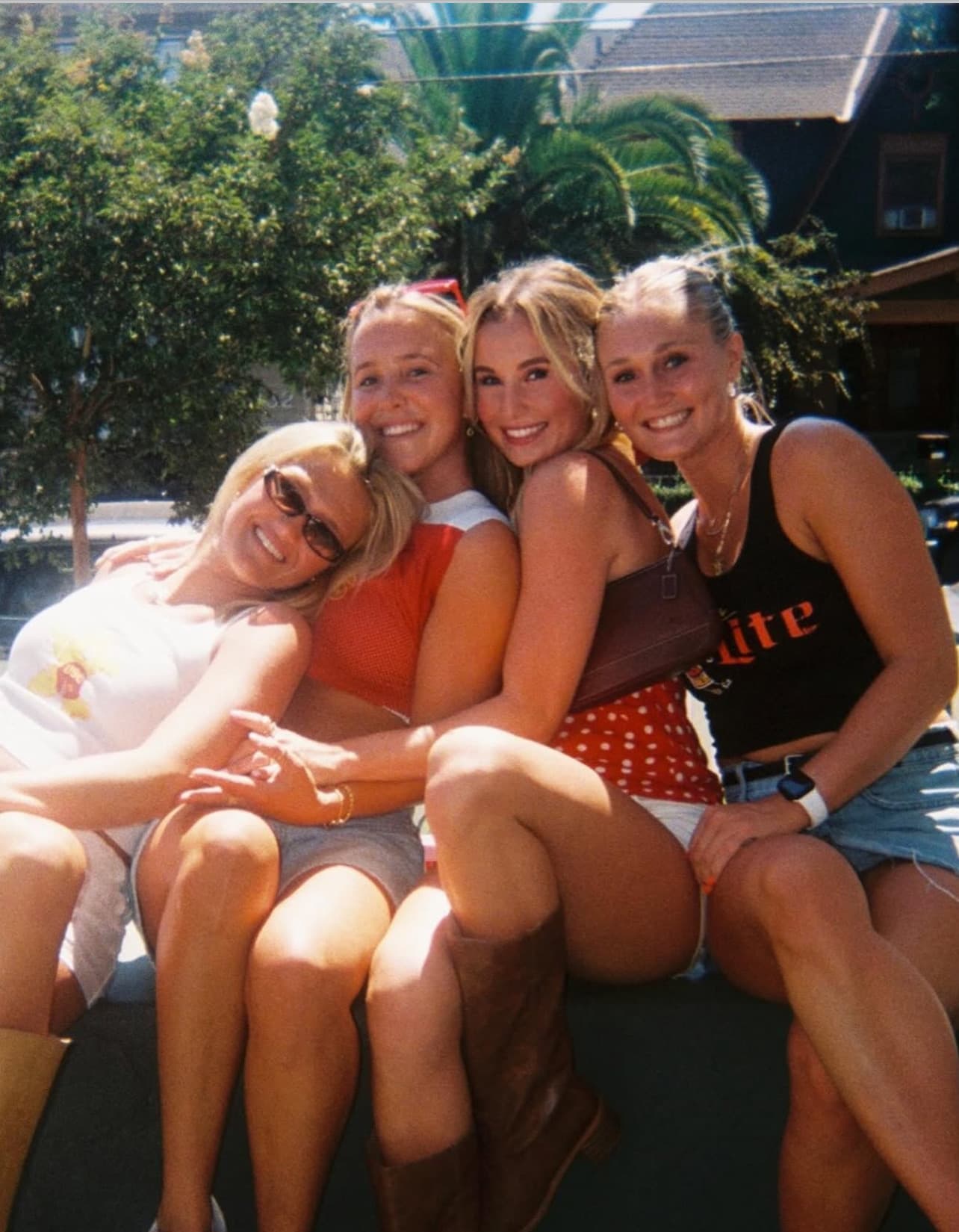 LoTime film sample photo 0 - vintage iPhone photography