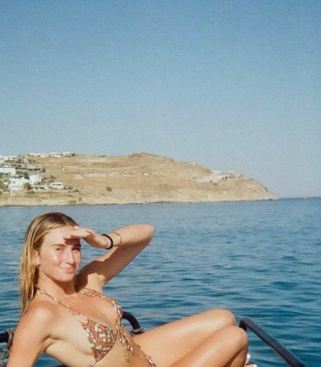 LoTime film sample photo 0 - vintage iPhone photography