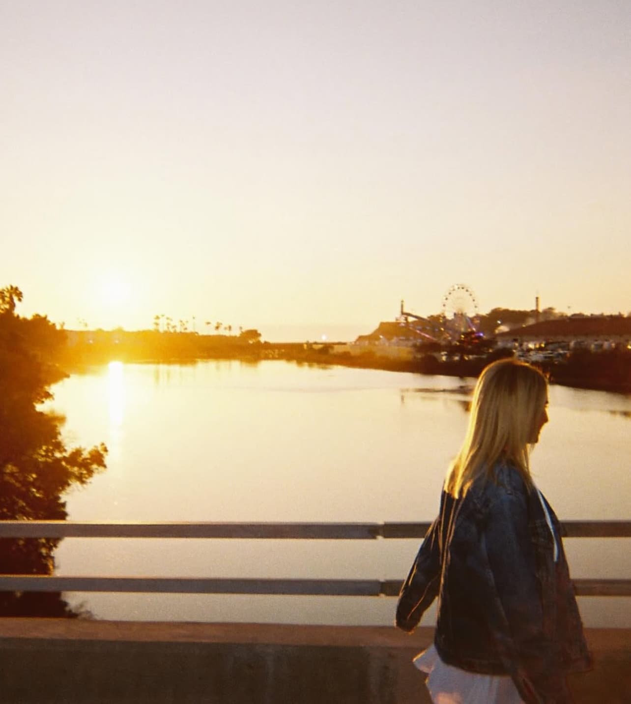 LoTime film sample photo 1 - vintage iPhone photography